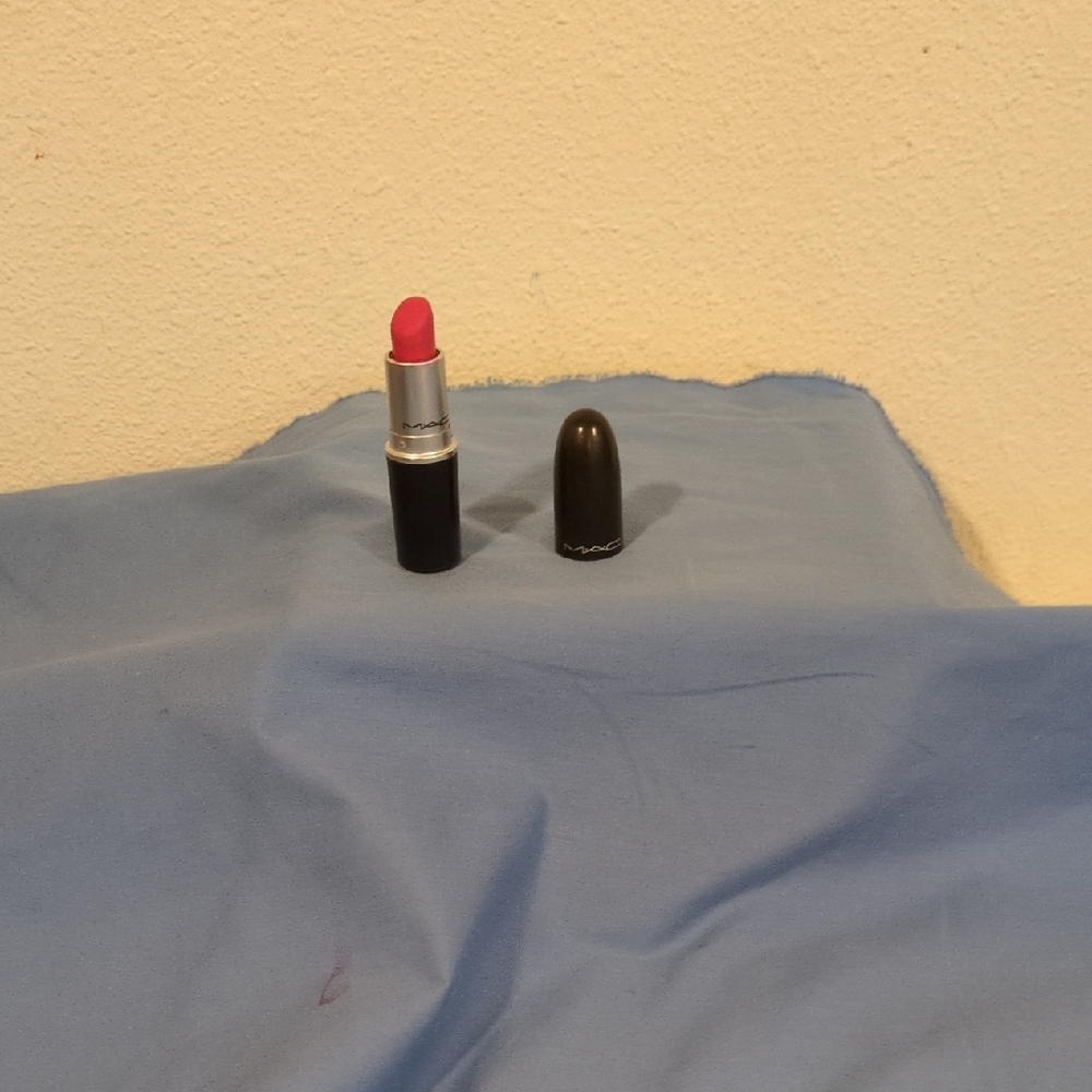 MAC Lipstick Mangrove Matte A67 Discontinued Used